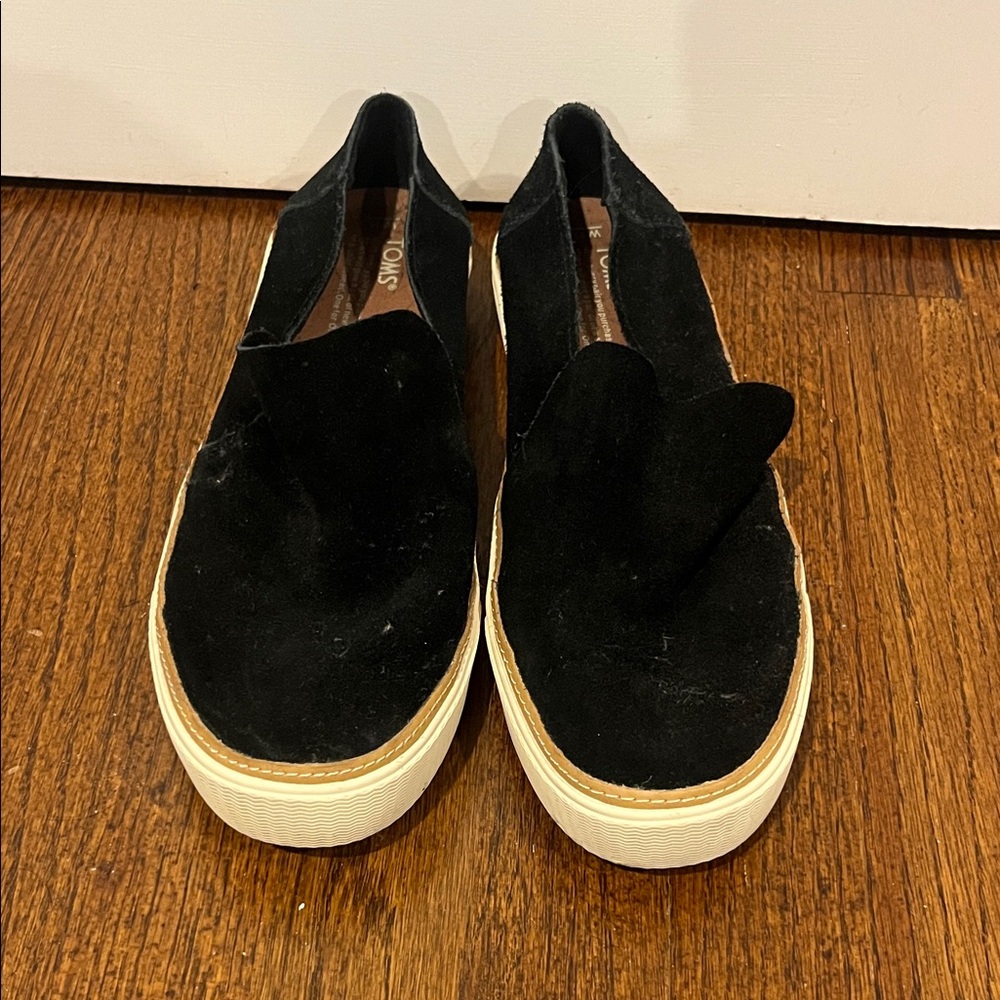 Toms Black Canvas Slip-Ons